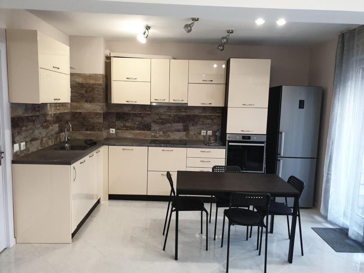 New The Twins Varna Two-Bedroom, Apt 5 At 15 Tsani Ginchev Street, Floor 3 외부 사진