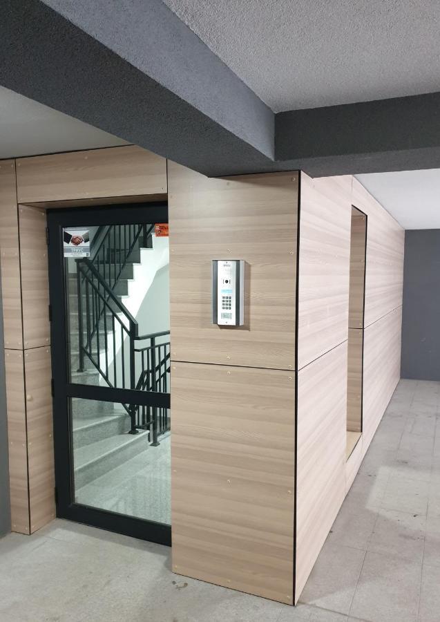 New The Twins Varna Two-Bedroom, Apt 5 At 15 Tsani Ginchev Street, Floor 3 외부 사진