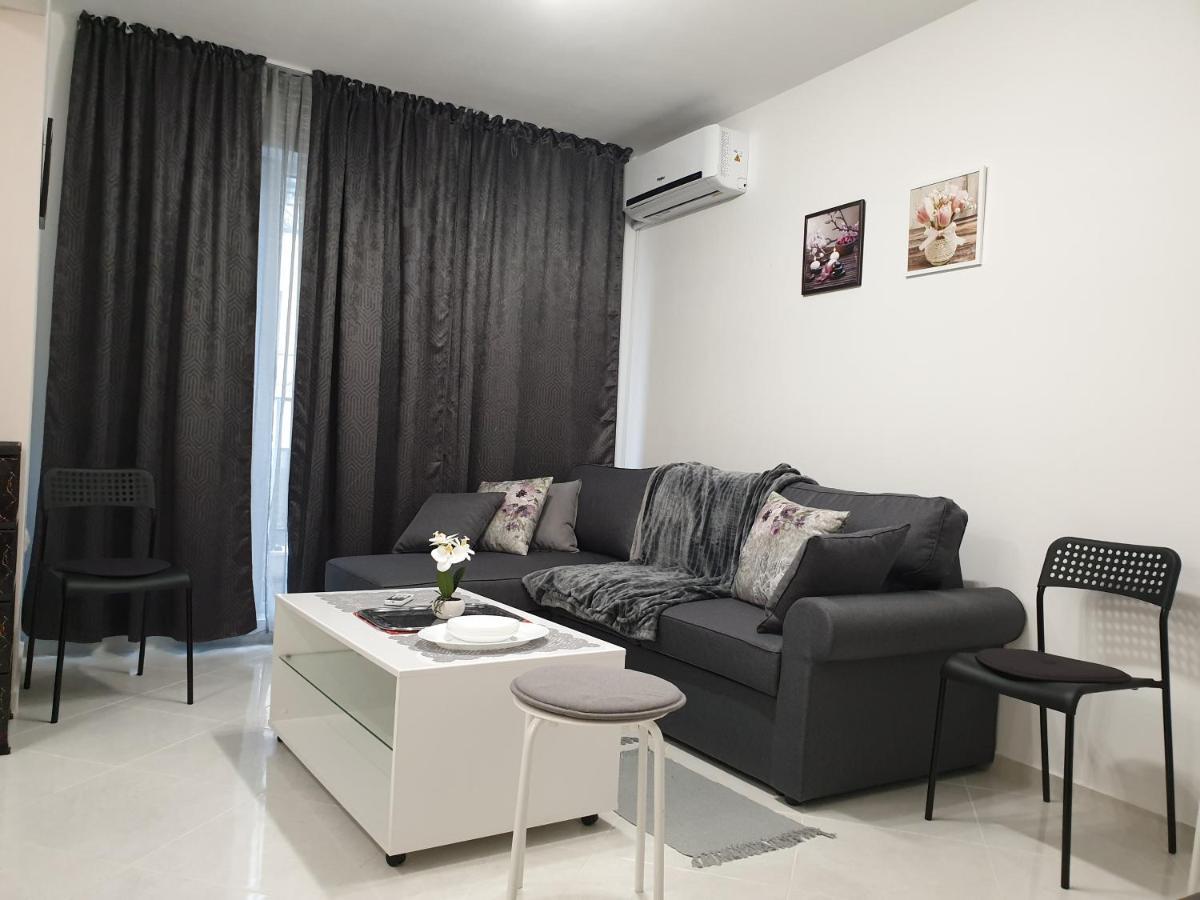 New The Twins Varna Two-Bedroom, Apt 5 At 15 Tsani Ginchev Street, Floor 3 외부 사진