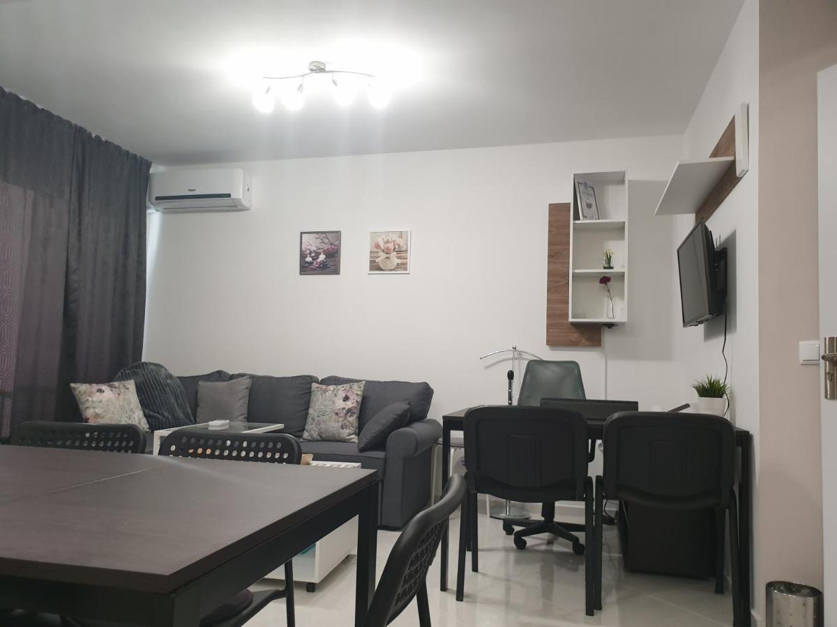 New The Twins Varna Two-Bedroom, Apt 5 At 15 Tsani Ginchev Street, Floor 3 외부 사진