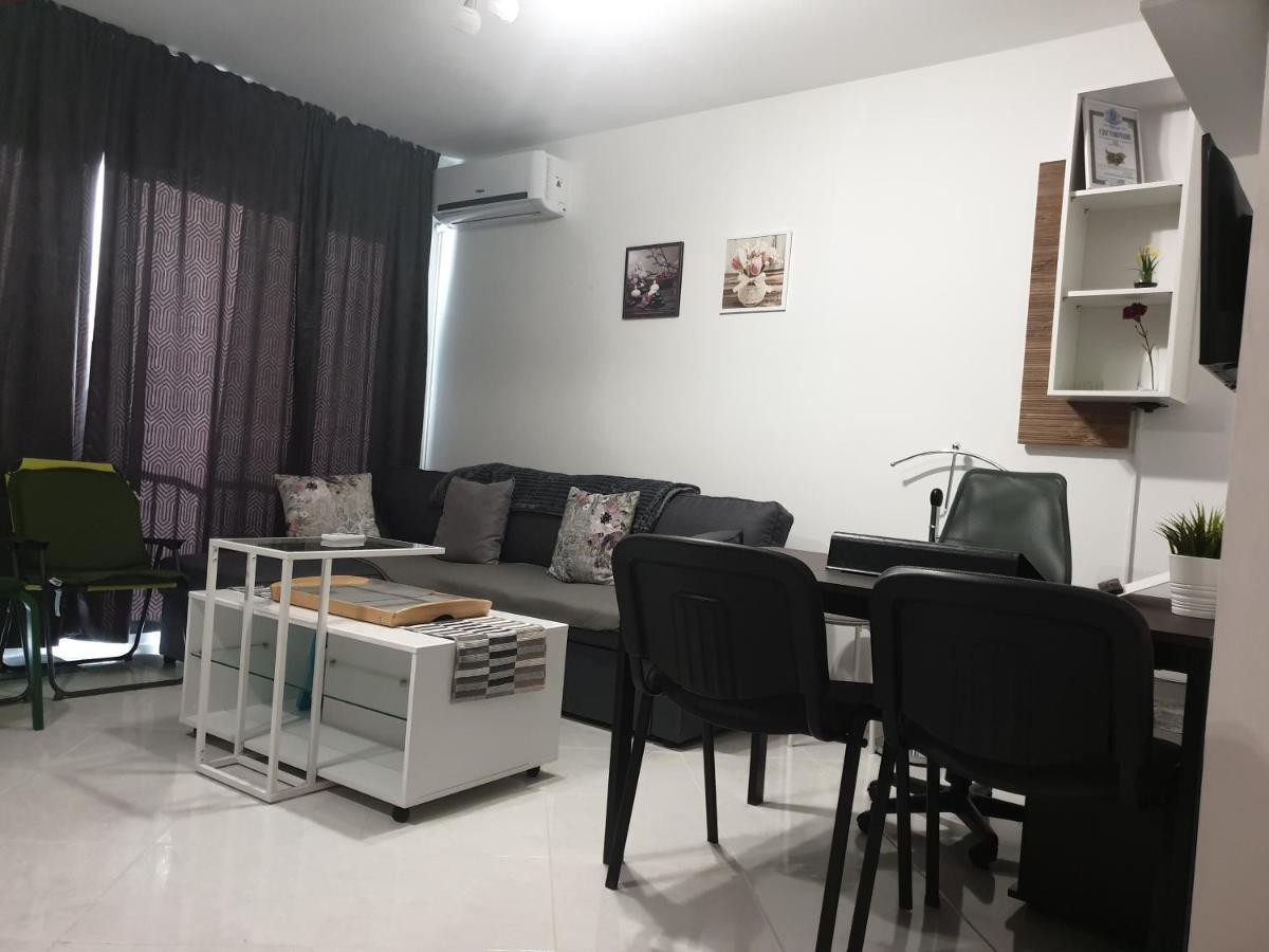 New The Twins Varna Two-Bedroom, Apt 5 At 15 Tsani Ginchev Street, Floor 3 외부 사진
